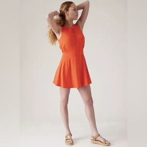 Athleta Venture out sports dress size 4 vibrant orange with pocket